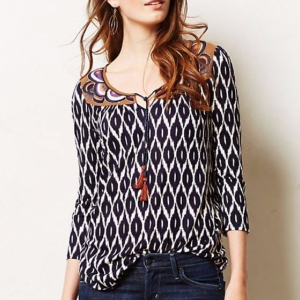 Common thread Anthropologie, black and white pattern blouse, M